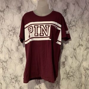 Pink VS spell out Logo top shirt t-shirt Maroon